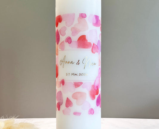 Kerze mit Aquarellherzen – Liebevoll personalisiertes Highlight