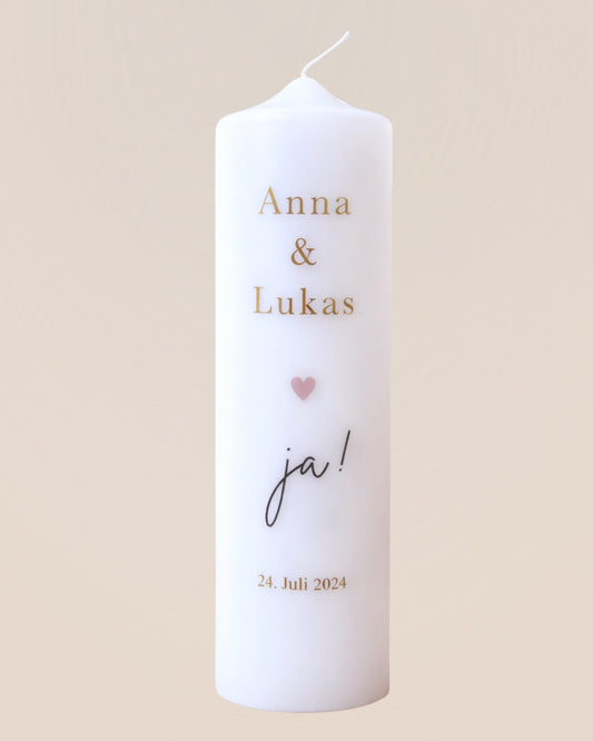 Personalisierte Hochzeitskerze „Ja“ mit Herz – Namen, Datum & Trauspruch