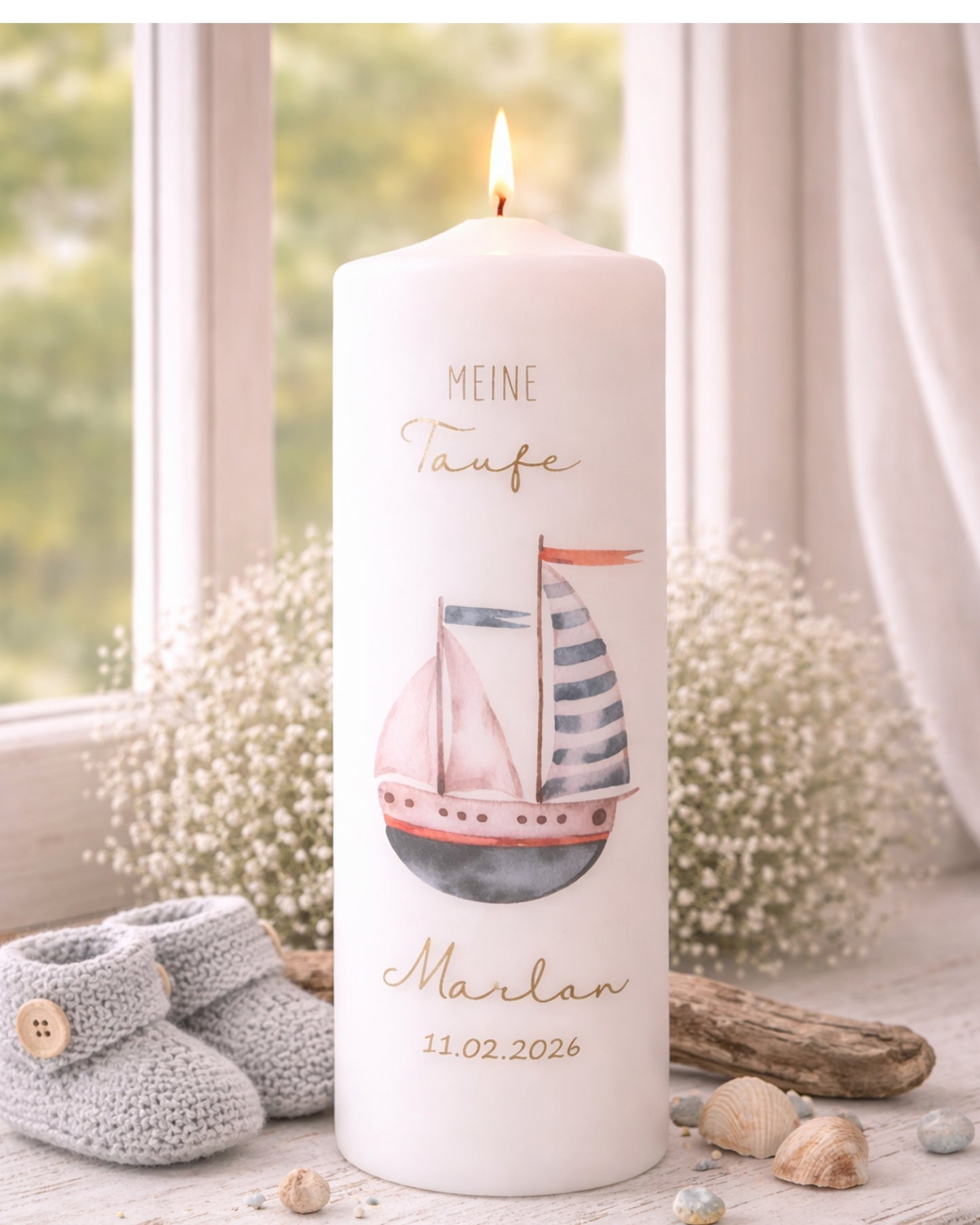 Personalisierte Taufkerze Segelboot maritim – Name, Datum & Taufspruch