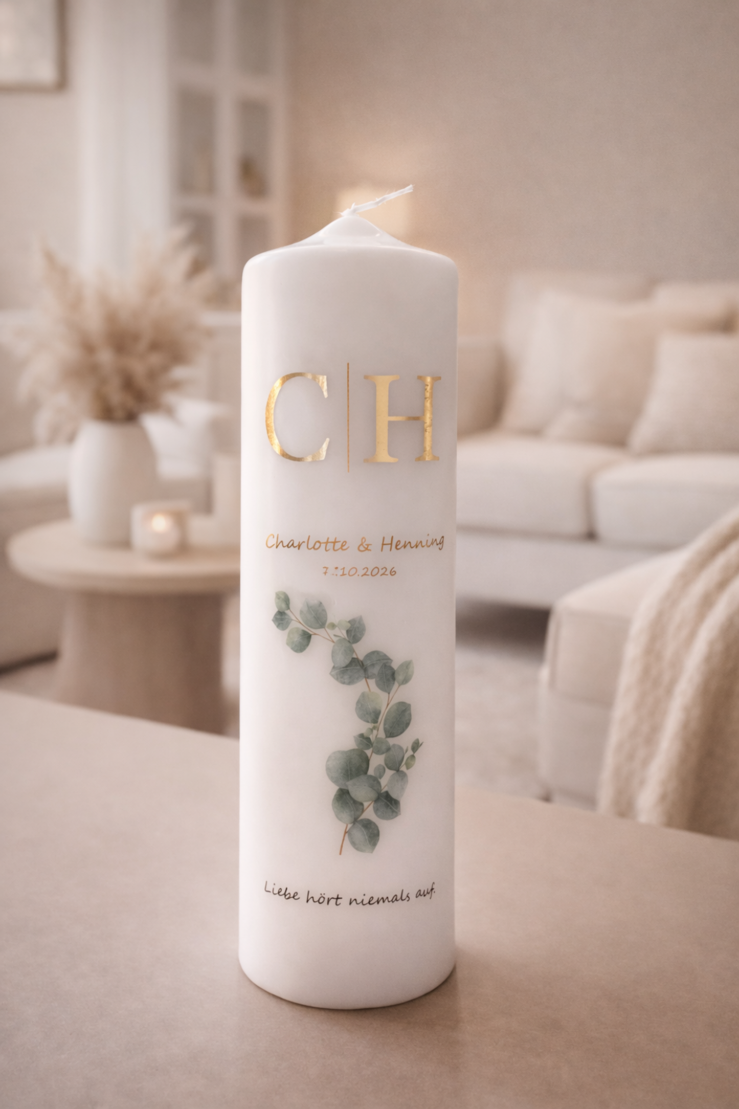 Personalisierte Kerze mit Initialen & Eukalyptus – Hochzeit, Verlobung & Geschenk