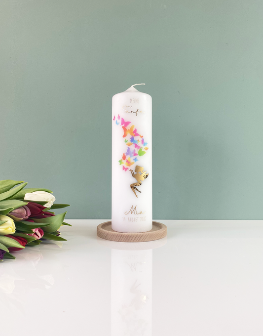 Taufkerze „Schmetterlinge & Fee“ – magisch, farbenfroh & personalisierbar