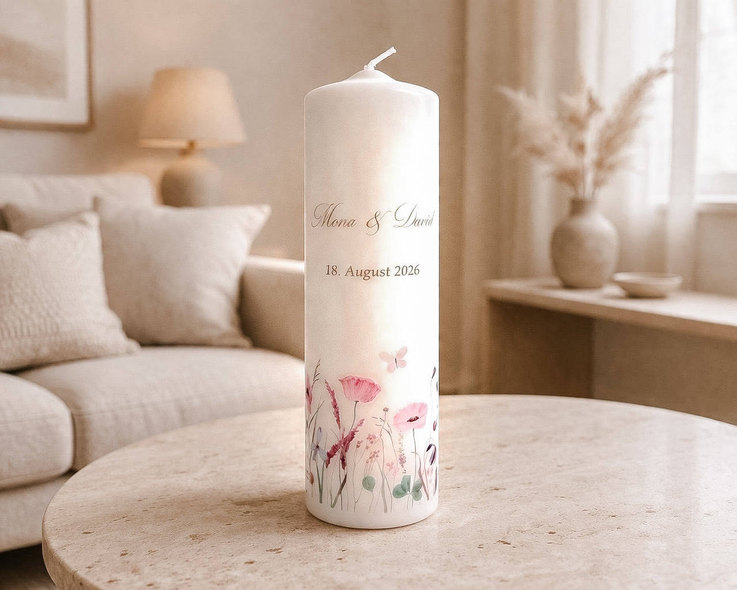 Personalisierte Hochzeitskerze mit Aquarell-Blumenwiese – Namen, Datum & Trauspruch