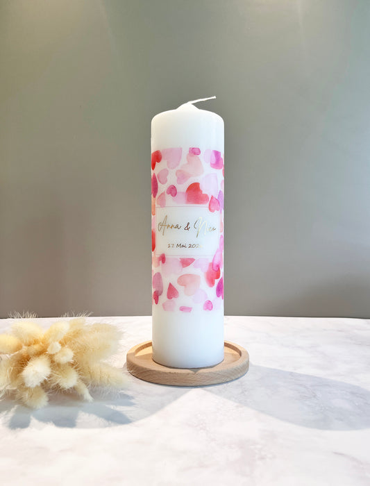 Kerze mit Aquarellherzen – Liebevoll personalisiertes Highlight